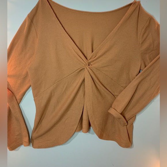 Burnt orange bluenotes flowy blouse! - Picture 2 of 6